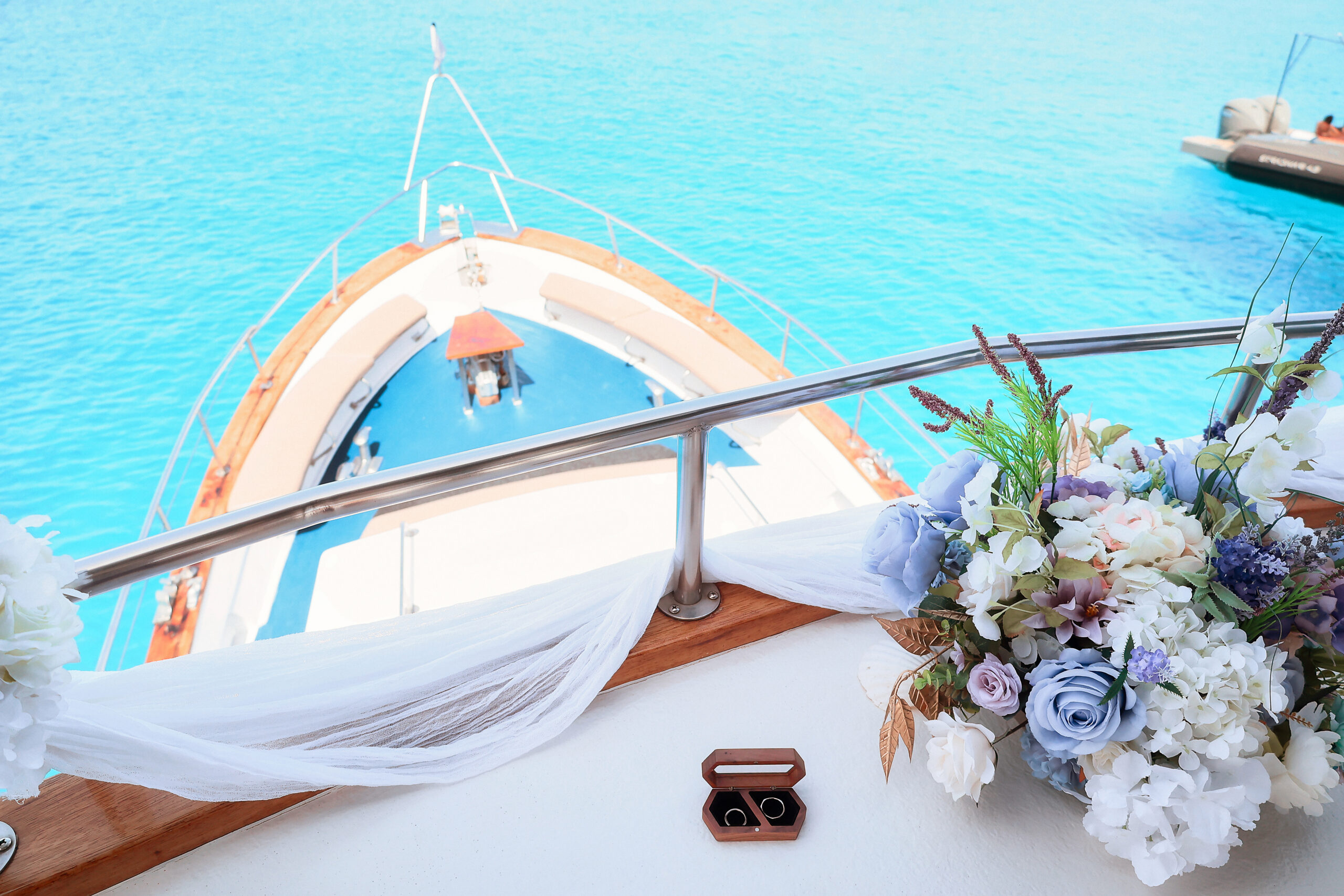 Cyprus boat wedding svadba na lodi pri moriProtaras Ayia Napa Paphos